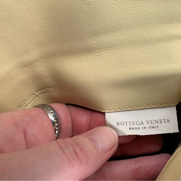 SOLD!!!Pristine Bottega Veneta Snakeskin leather clutch - Picture 8 of 11